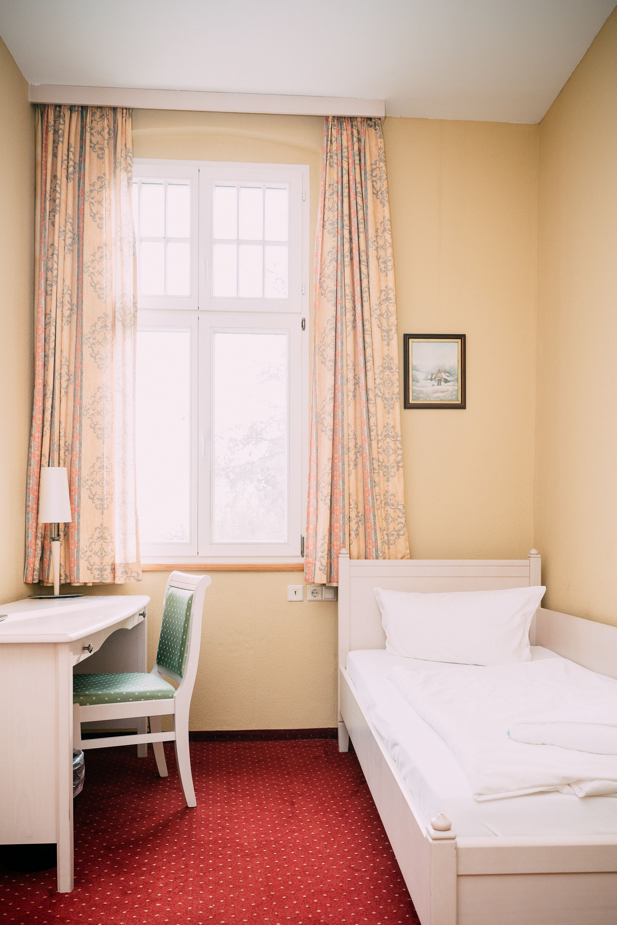 Single Room | Desk, free WiFi, bed sheets