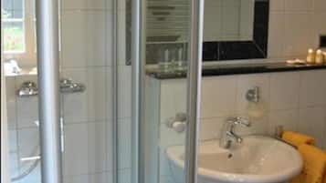 Free toiletries, hair dryer, towels