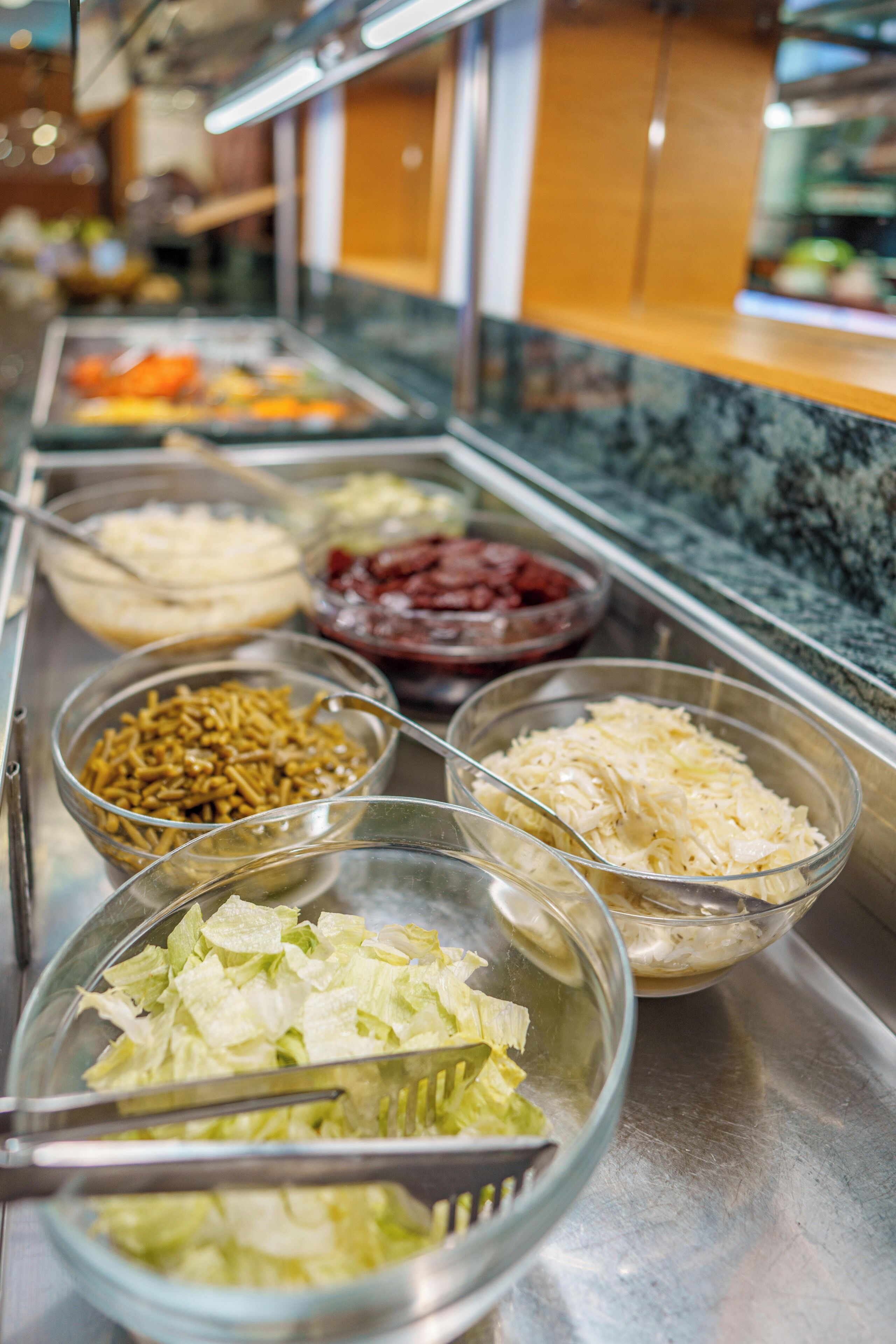 breakfast and dinner served, regional cuisine