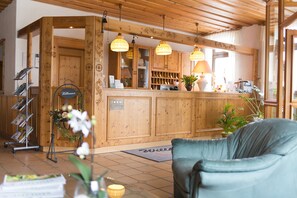 Sala de estar en el lobby