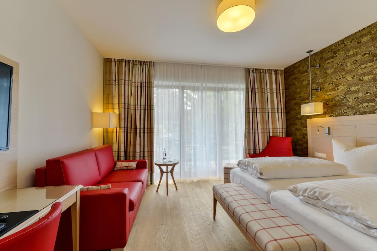 Comfort Double Room | Premium bedding, minibar, in-room safe, desk