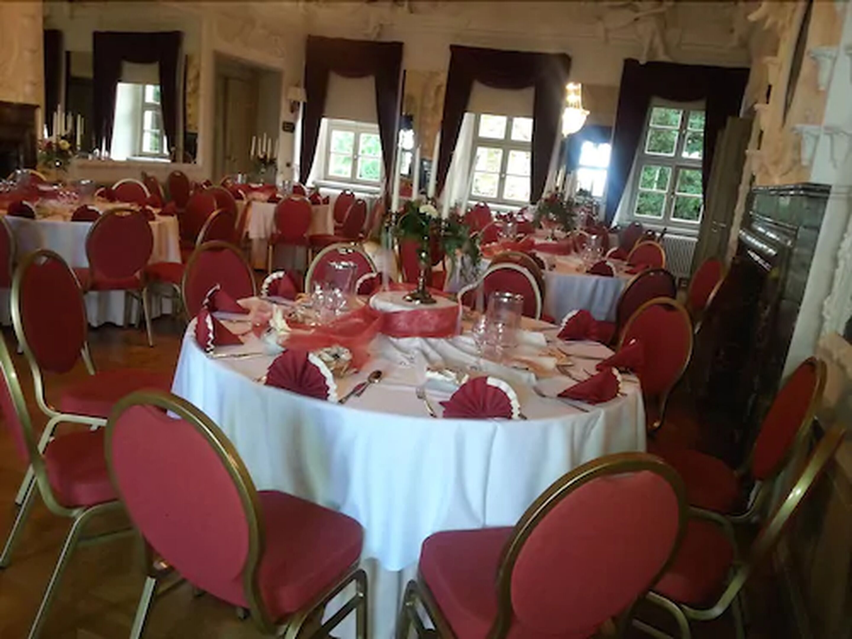 banquet hall