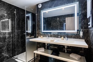 Double Room, Terrace (prestige) | Bathroom | Shower, rainfall showerhead, free toiletries, hair dryer