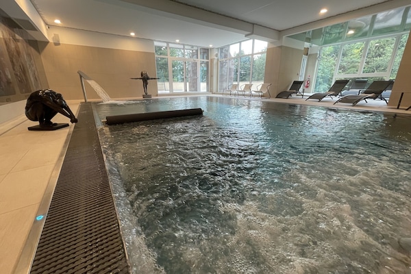 Turkish bath/hammam, body treatments, hot stone massages
