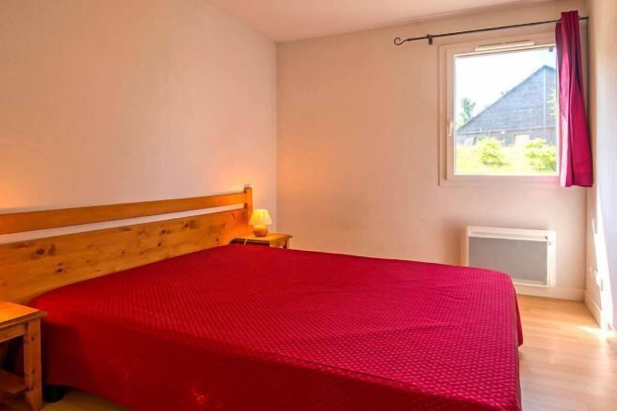 1 phòng ngủ, phòng cách âm, nôi/giường cho trẻ sơ sinh (phụ phí)