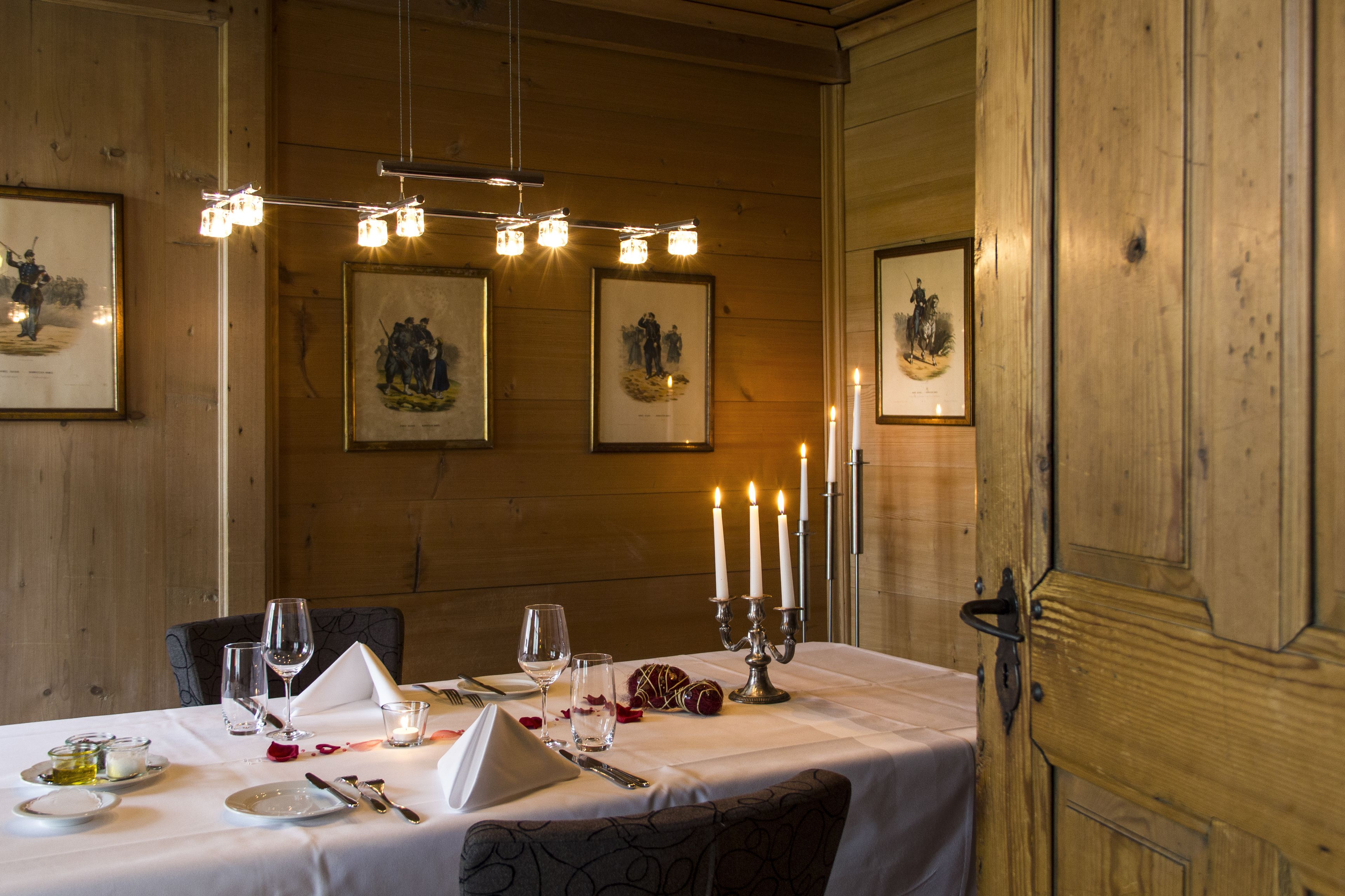 breakfast, lunch, dinner served; regional cuisine