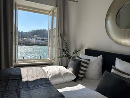 舒适双人房 | 防过敏的被褥、迷你吧、特色装修、特色家居