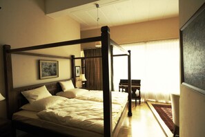 Condo, 1 quarto | Roupas de cama antialérgicas, individualmente decorados