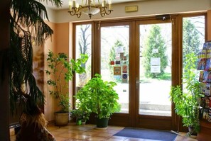 Interior entrance - Hotel Pawlovnia (Prague)