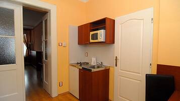 Apartment for 4 People | Private kitchenette