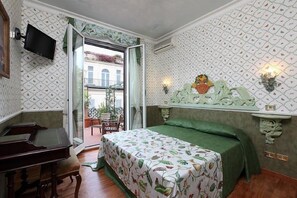 Minibar, coffres-forts dans les chambres, décoration personnalisée