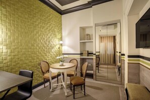 Dining - Residenza Horti Luculliani (Rome)