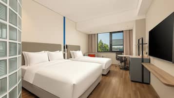 Couette en duvet d'oie, coffres-forts dans les chambres, bureau