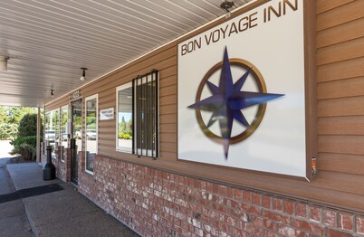 Bon Voyage Inn