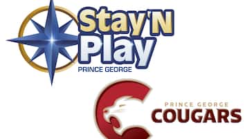 Ein Logo mit einem Kompass und dem Text "Stay'N Play Prince George" sowie ein Logo mit einem Puma und dem Text "Prince George Cougars".