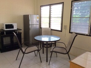 Family 2 Bedroom | In-room dining