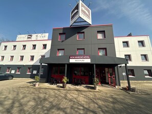 住宿正面