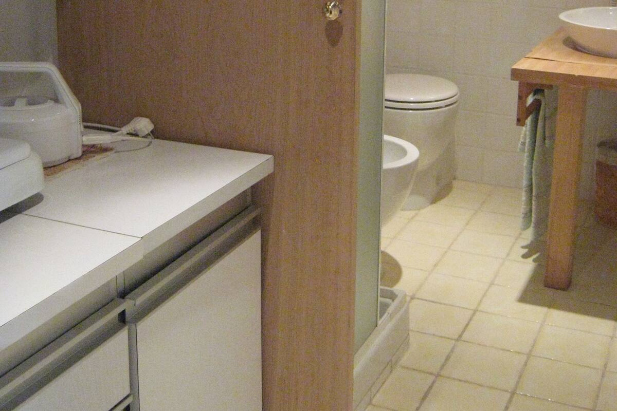 Superior Suite, Private Bathroom | Bathroom | Hair dryer, bidet, towels
