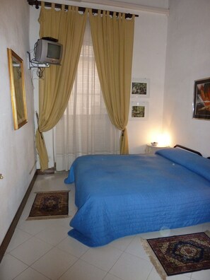 Premium bedding, down duvets, Select Comfort beds
