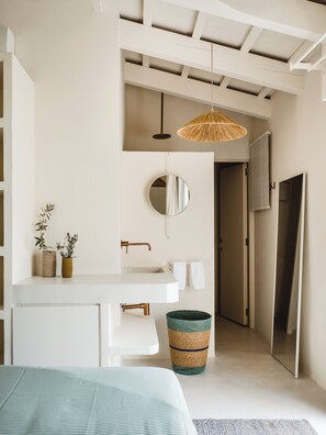Double Room | Premium bedding, down duvets, minibar, in-room safe - Hotel Rural Morvedra Nou (Ciutadella de Menorca)