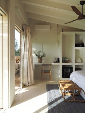 Suite | Premium bedding, down comforters, minibar, in-room safe - Hotel Rural Morvedra Nou (Ciutadella de Menorca)