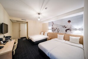 Quadruple Souterrain Room | 書桌、熨斗/熨衣板、免費無線上網、床單