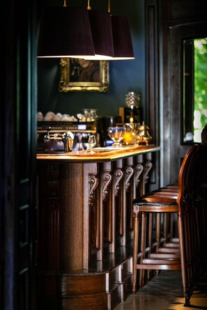 Bar (en el alojamiento)