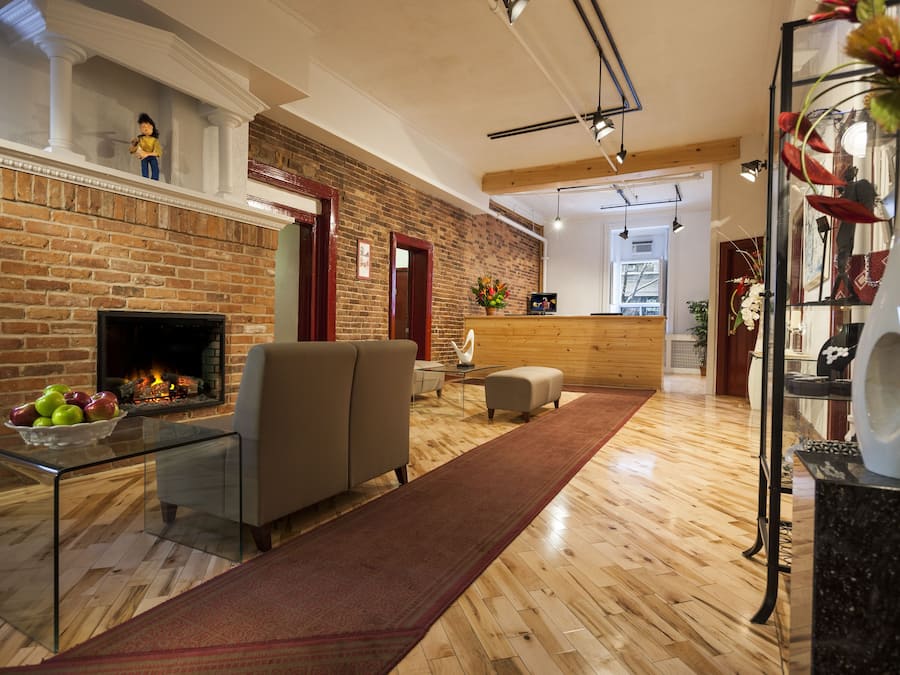 Kawasan tempat duduk lobi