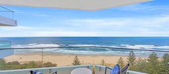 เซาเทิร์น ครอส บีชฟร้อนท์ ฮอลิเดย์ อพาร์ทเม้นท์