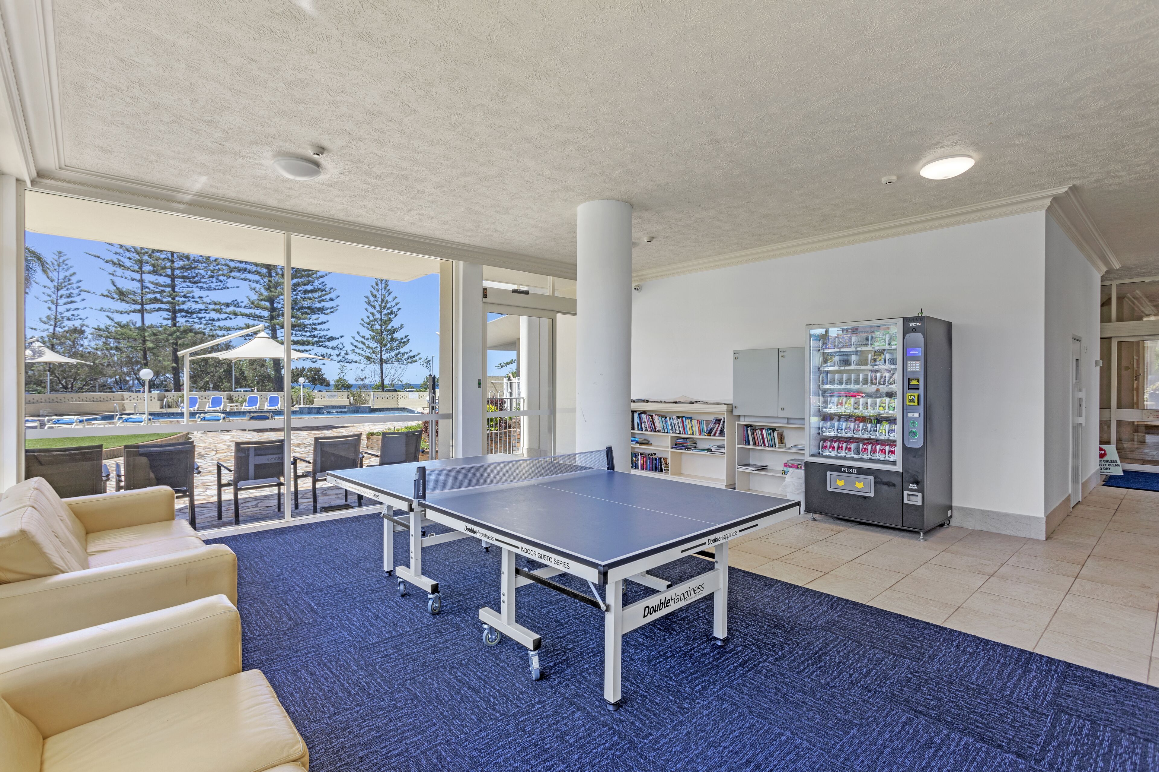 Southern Cross Beachfront Holiday Apartments — image 28