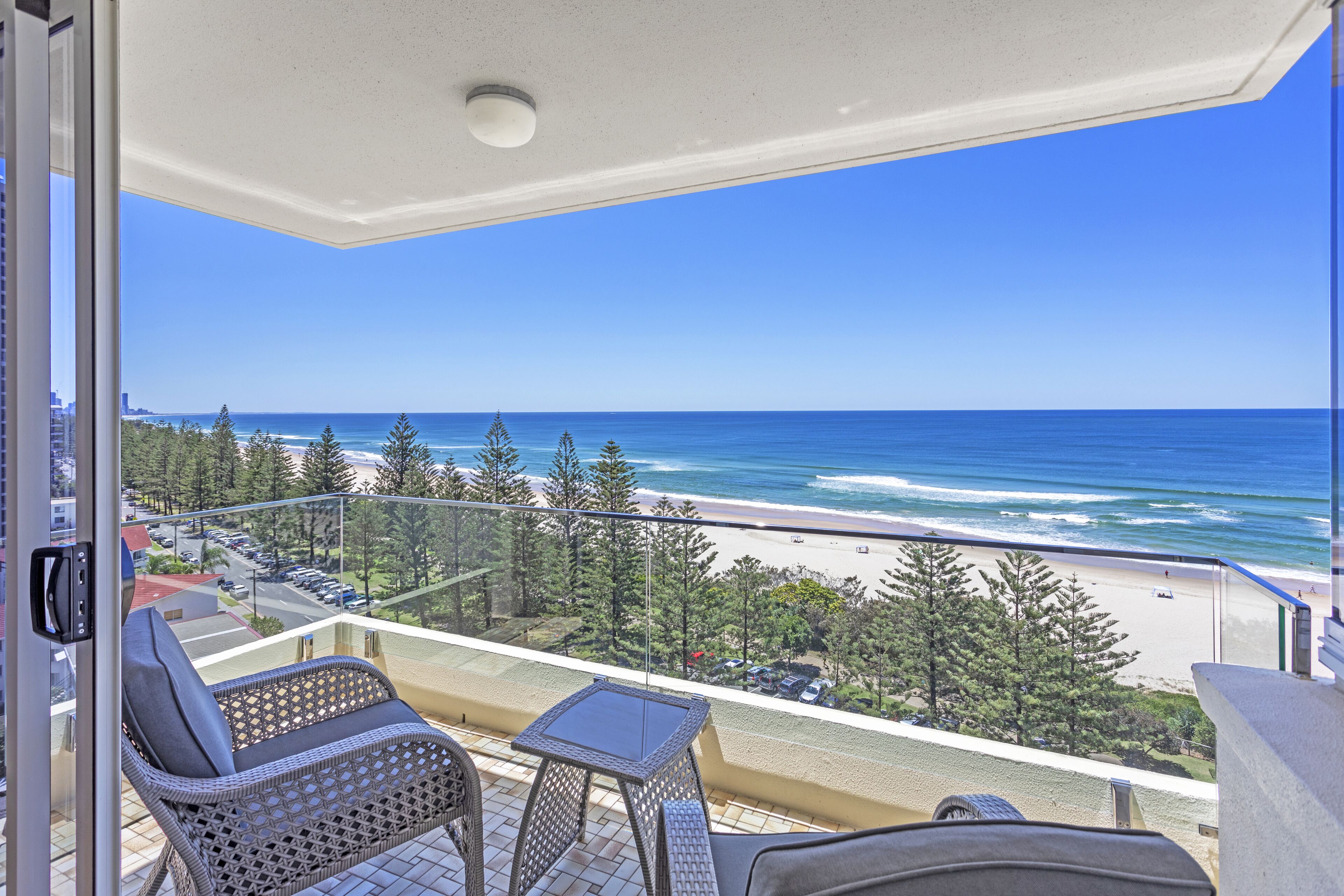 Southern Cross Beachfront Holiday Apartments — image 15