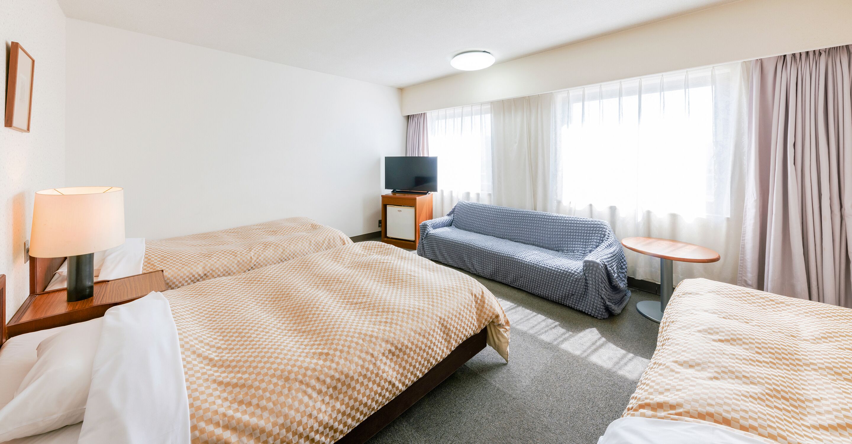 Tremannsrom, ikke-røyk | Skrivebord, wi-fi (inkludert) og sengetøy