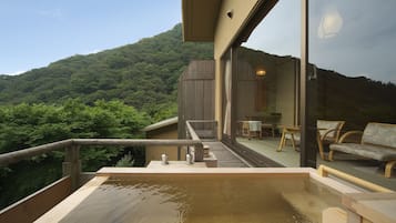 Deluxe Japanese Room with Outside Bath (12.5 Tatami Mats) | Terrace/patio