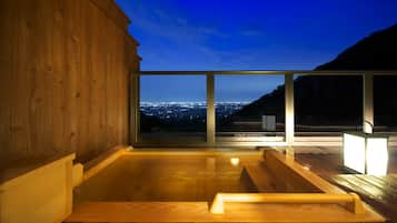 Exclusieve kamer (Japanese-Style, Open Air Bath) | Een kluis op de kamer, gratis wifi, beddengoed