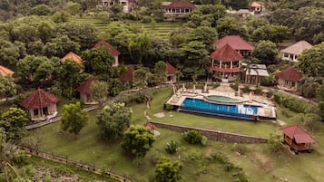 Standard Double or Twin Room, Sea View | 1 bedroom, premium bedding, minibar, in-room safe