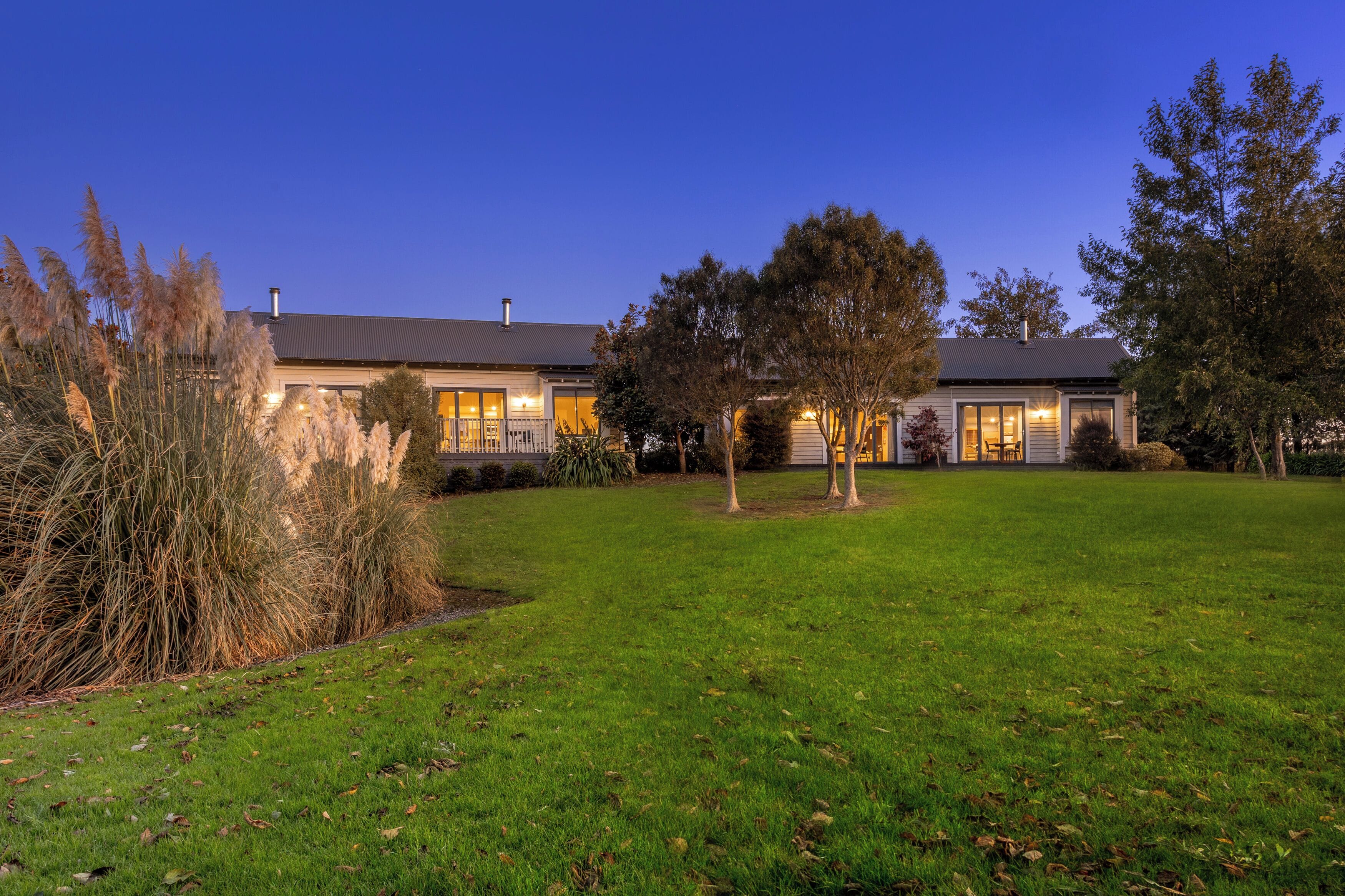 平房 (Lakeside) | 高級寢具、遮光布/窗簾、隔音、熨斗/熨衣板