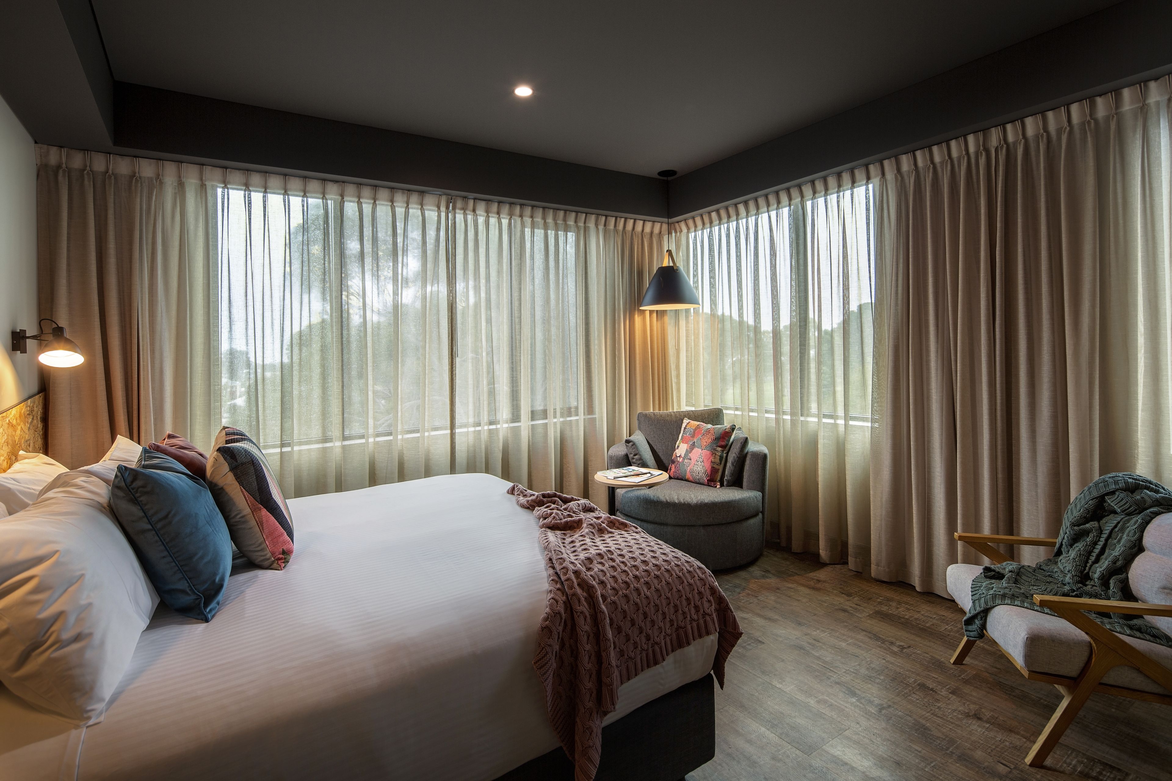 nook room | egyptian cotton sheets, premium bedding, pillow-top beds, in-room safe