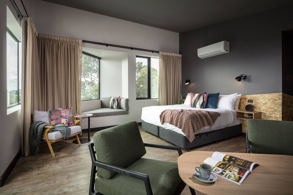 Treetops Room