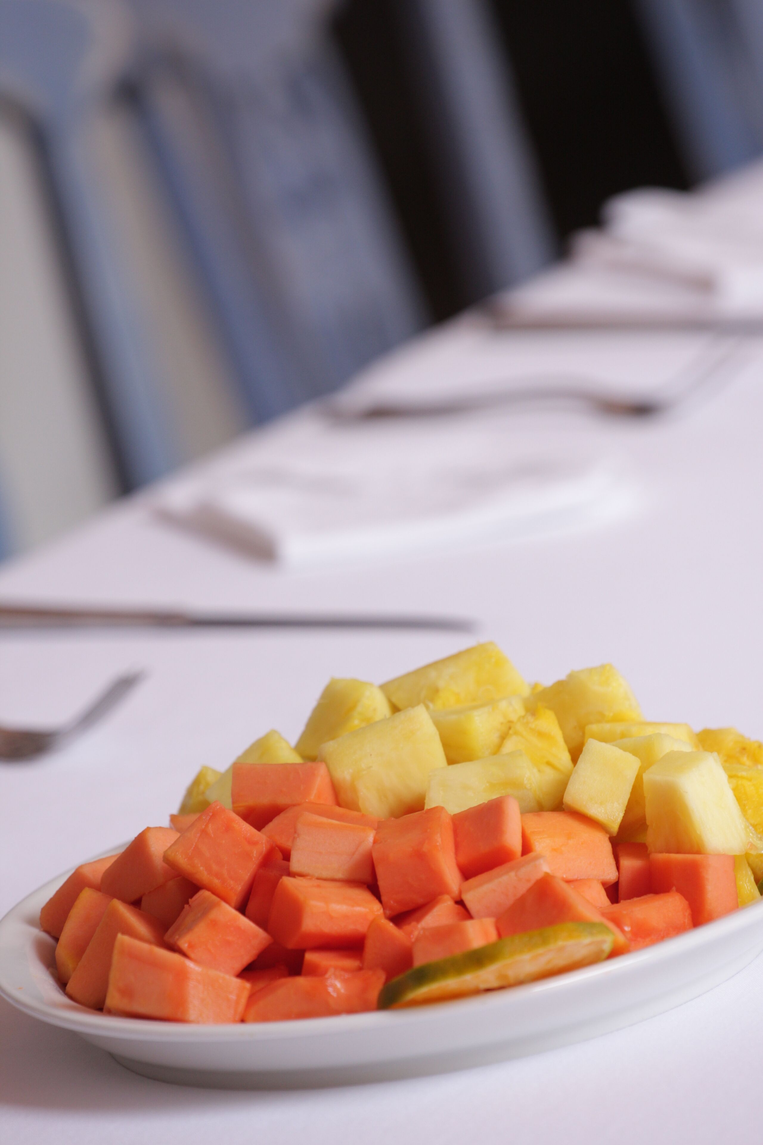 daily cooked-to-order breakfast (cop 30000 per person)