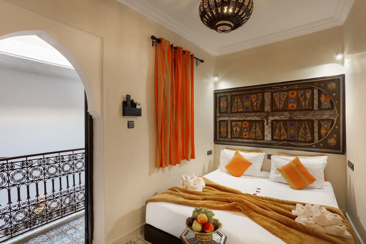 Luxe beddengoed, een kluis op de kamer, individueel gedecoreerd
