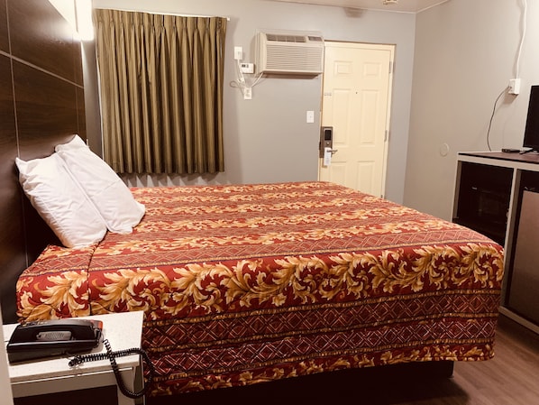 Chambre, baignoire Ă jets | Bureau, accĂšs au Wi-Fi (inclus)