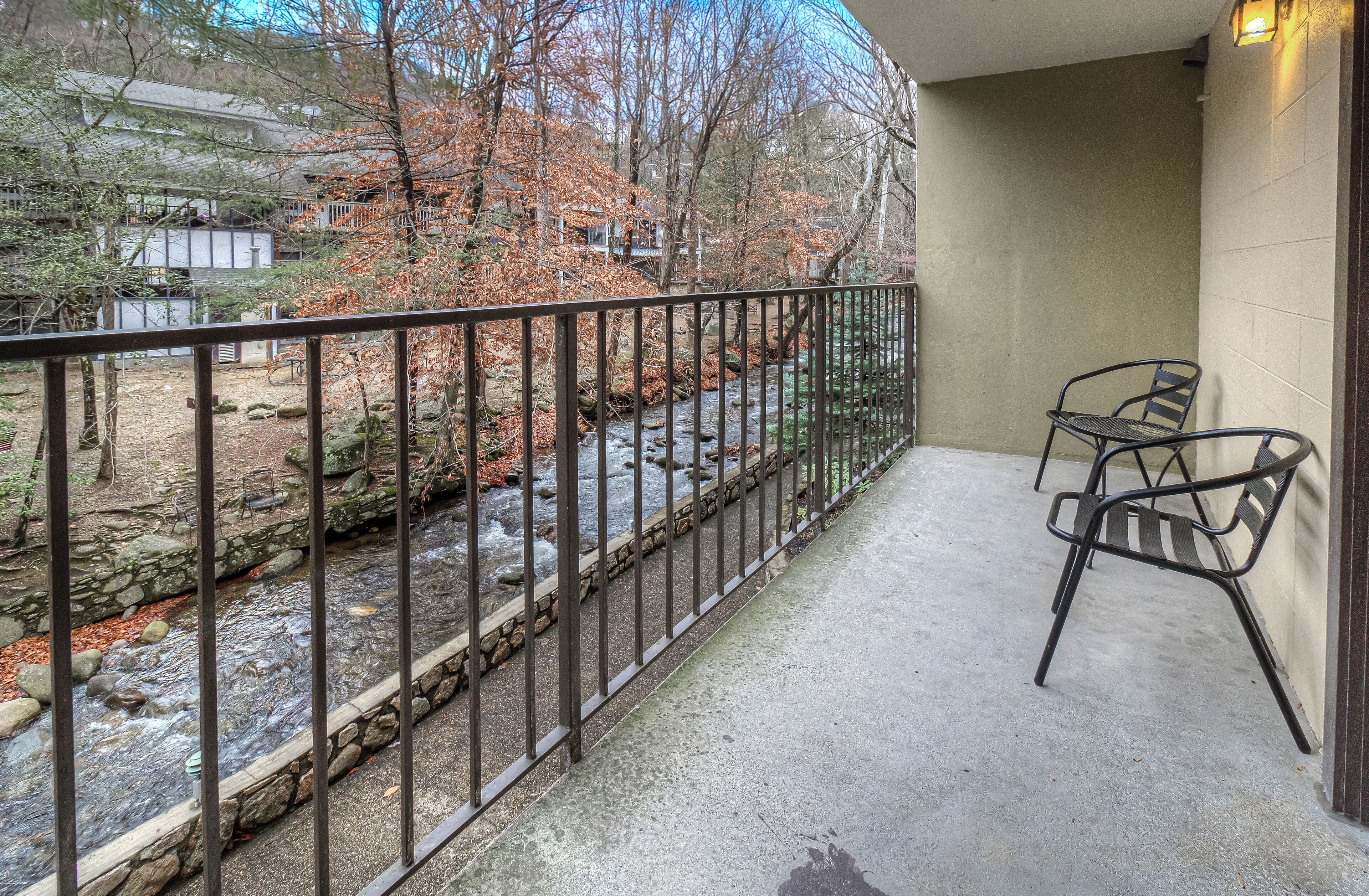 1 bedroom, premium bedding, pillow-top beds, in-room safe