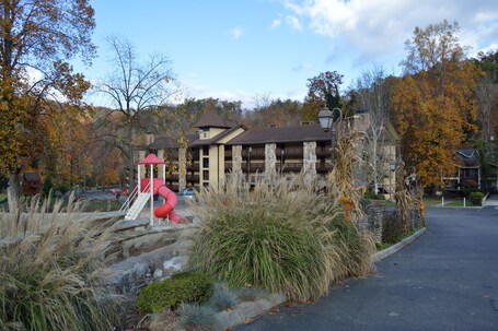 Brookside Lodge - Image 49