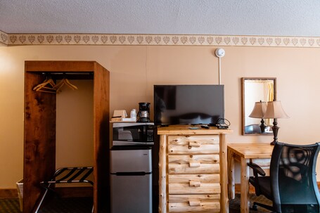 Brookside Lodge - Image 13