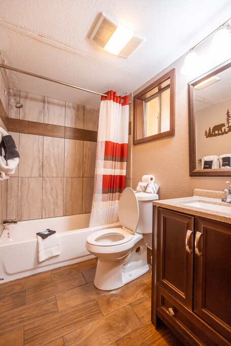 Brookside Lodge - Image 55