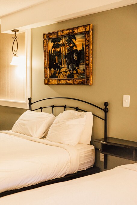 Brookside Lodge - Image 23