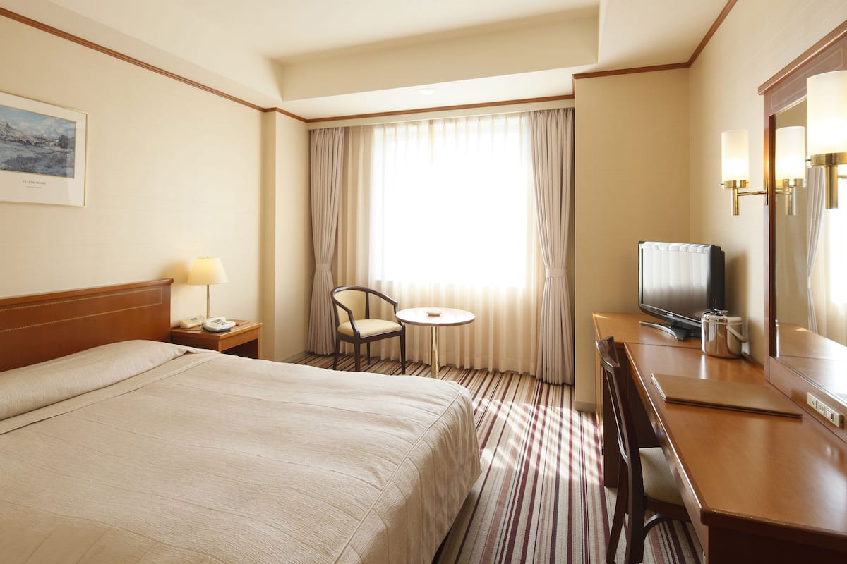 double room, 1 double bed | 1 bedroom, premium bedding, desk, blackout curtains
