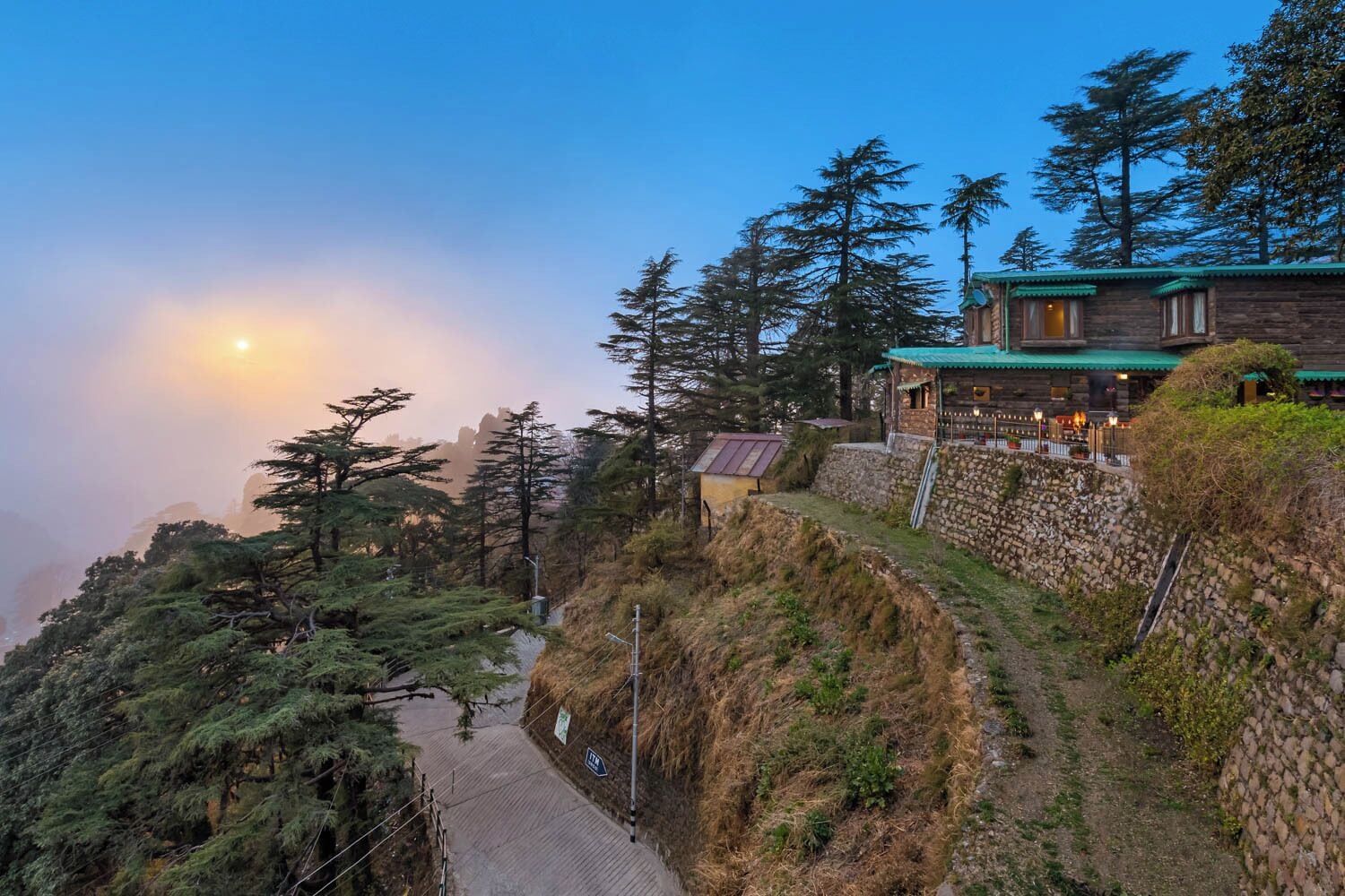 the log cabin | premium bedding, down duvets, select comfort beds, in-room safe