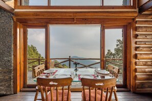 Se sirven desayunos, almuerzos y cenas