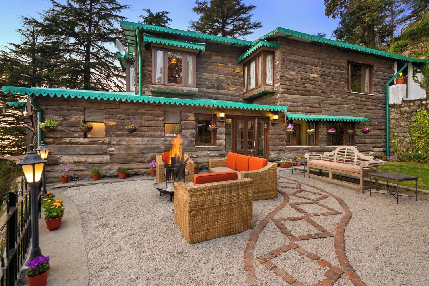 the log cabin | premium bedding, down duvets, select comfort beds, in-room safe